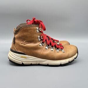Danner Mountain 600 Boots Womens 6 Brown Saddle Tan Vibram Hiking Outdoor Shoes